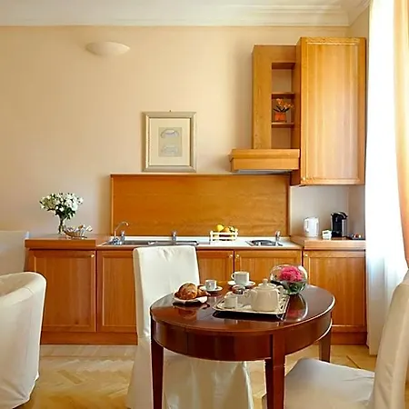 Apart-hotel Dea 4*
