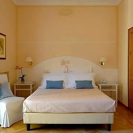 Apart-hotel Dea 4*