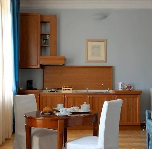 Lejlighedshotel Dea Rom