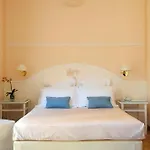 Dea Apartmanhotel 4*