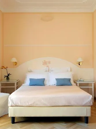 Dea Aparthotel 4*