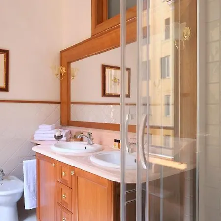 Lägenhetshotell Dea 4*